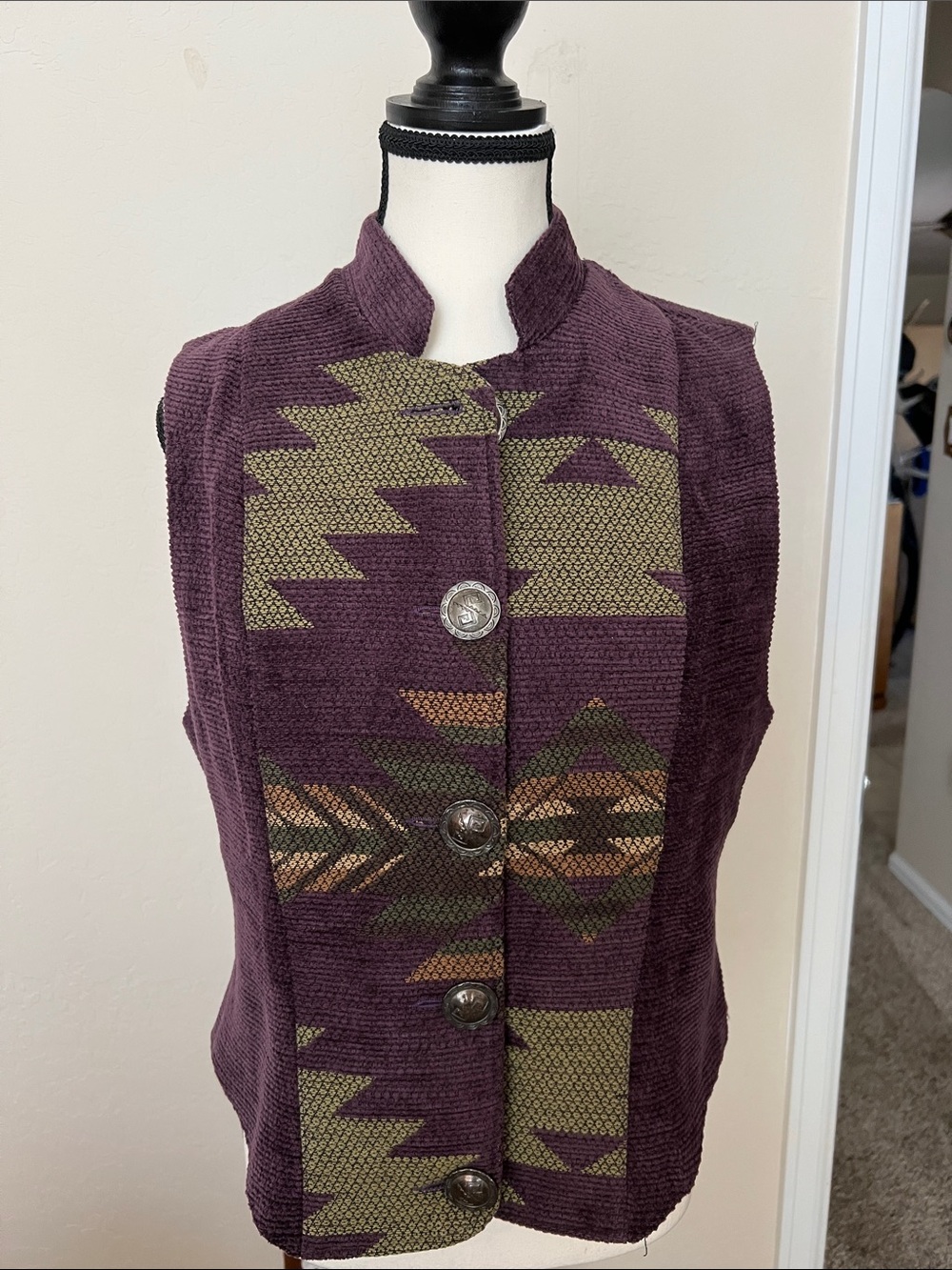 Women's Plum Patterned Sleeveless Vest with Southwestern Motif